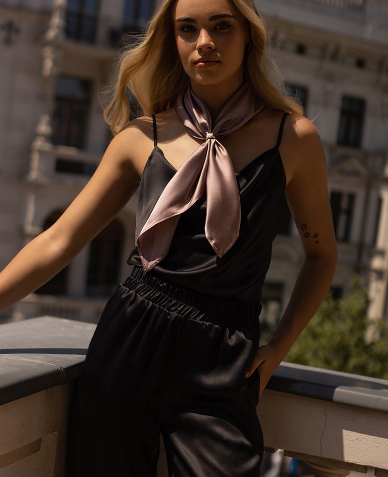 Jedwabna apaszka - dusty pink
