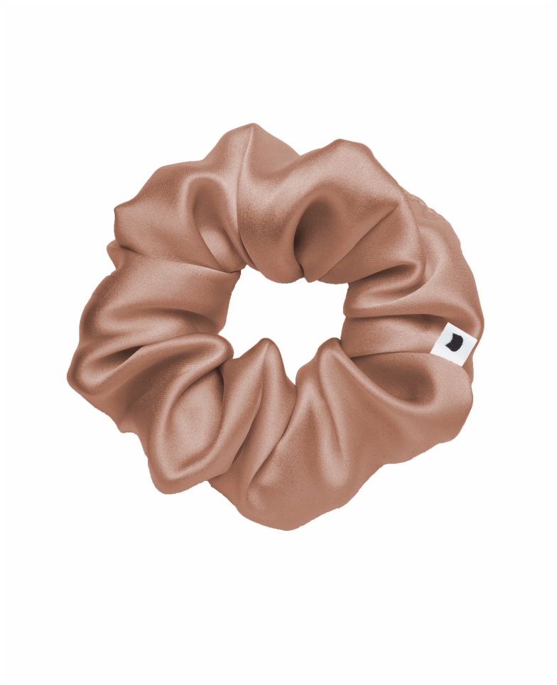 Silk scrunchie - mocha mousse