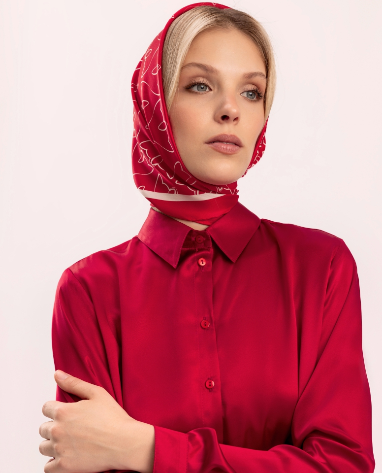 Silk scarf - the cats carmine
