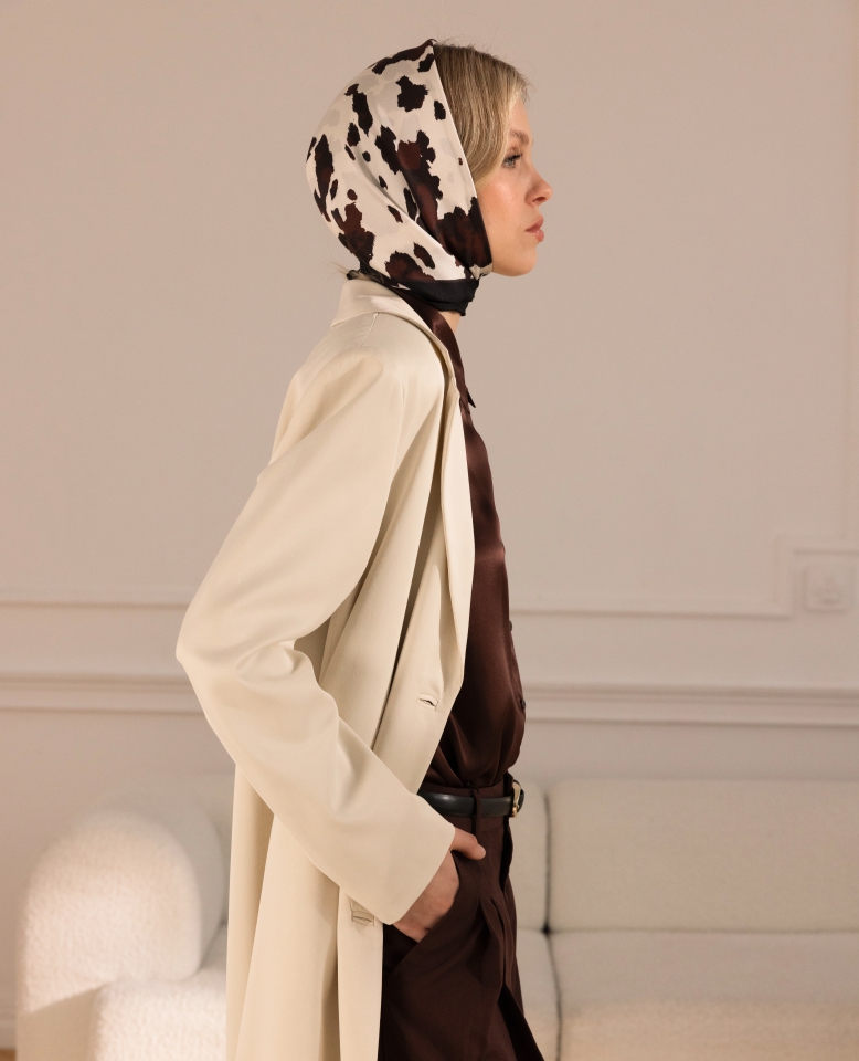 Silk scarf - cow chocolate